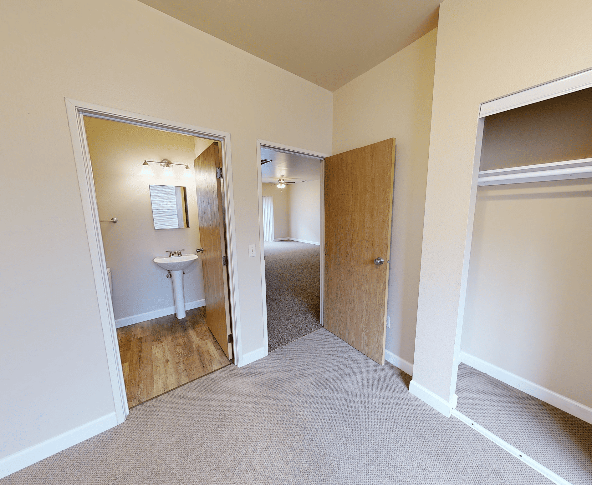 Gallery Photo 25